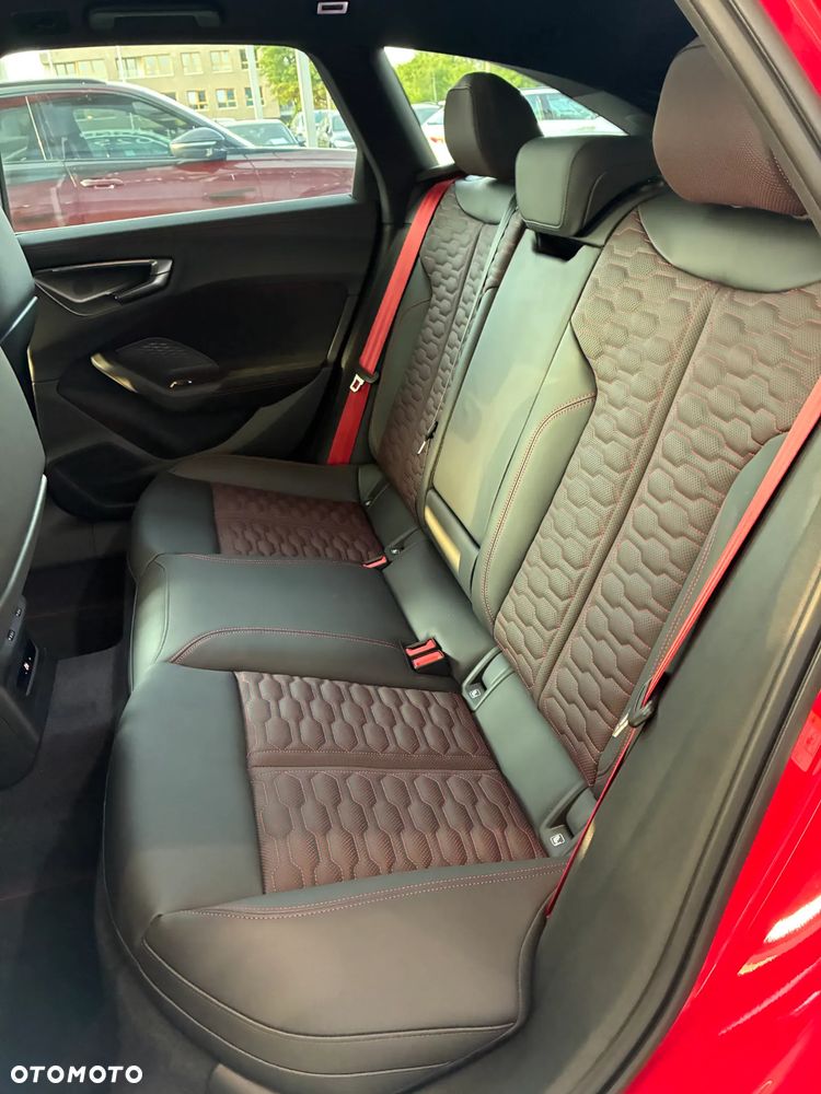 Audi RS5 Avant - 15