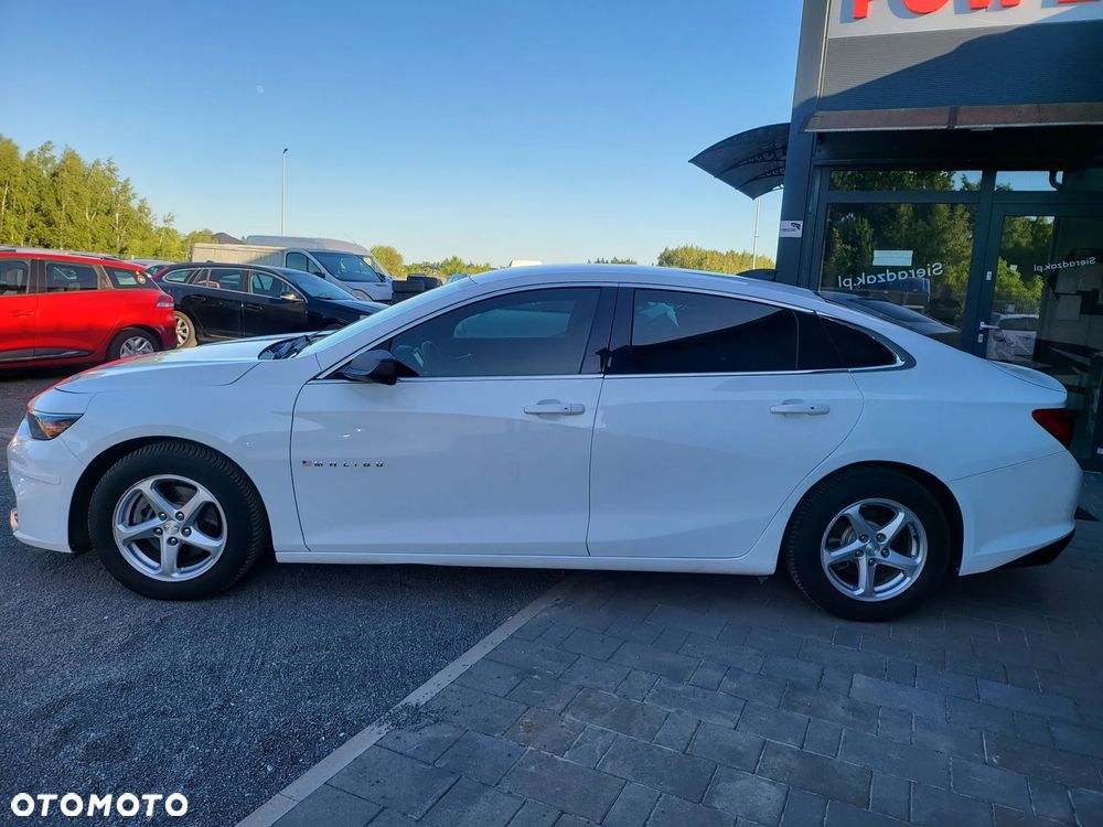 Chevrolet Malibu - 32