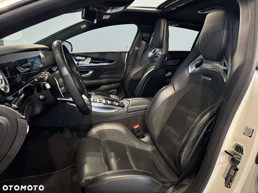 Mercedes-Benz AMG GT - 22