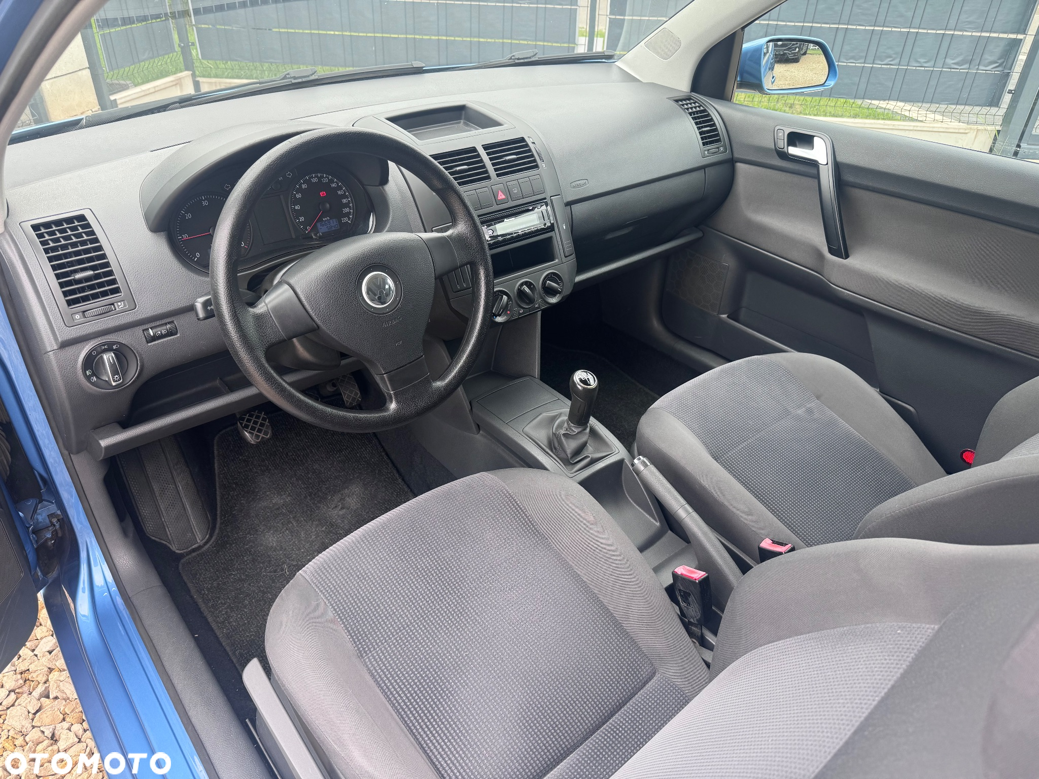 Volkswagen Polo - 13