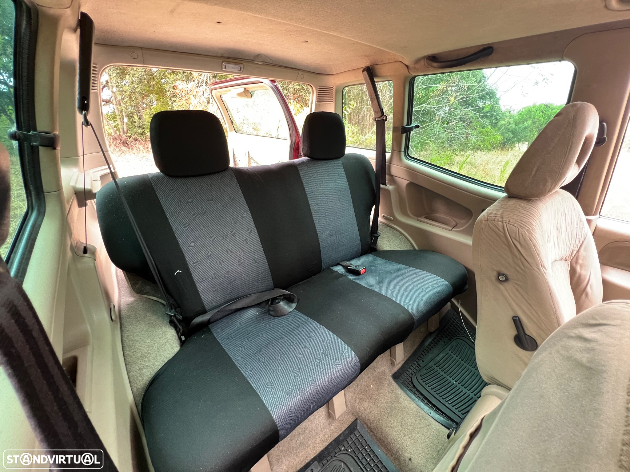 Nissan Terrano II 3.0 TDi Elegance Bicolor - 10