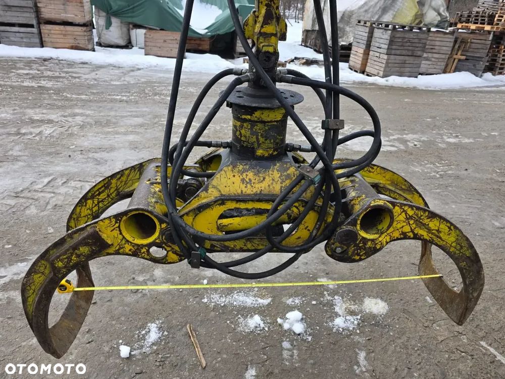 Bardzo mocny chwytak do drewna – kleszcze z rotatorem 360° - 1