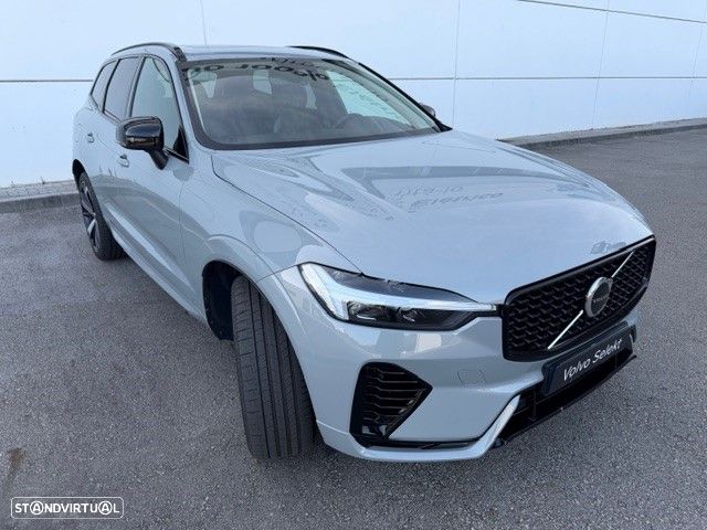 Volvo XC 60 2.0 T6 PHEV Plus Dark AWD - 38