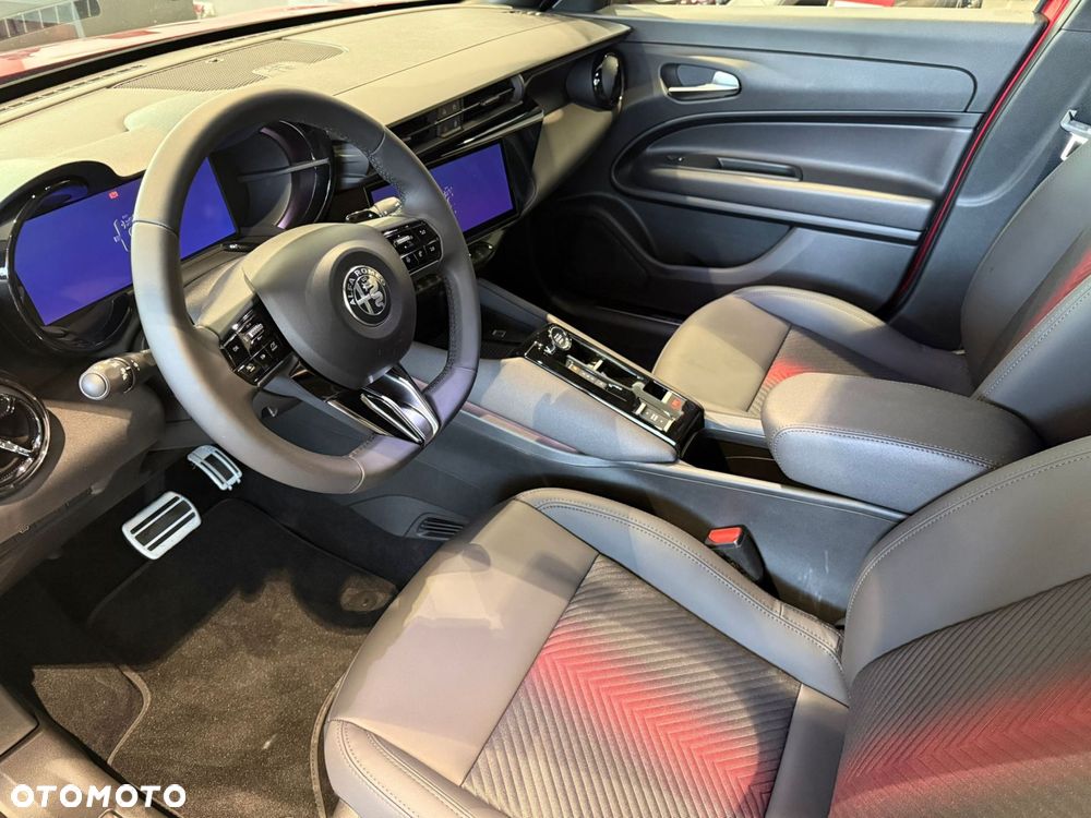 Alfa Romeo Junior 1.2 mHEV Ibrida Speciale eDCT - 5