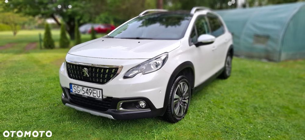 Peugeot 2008 1.2 Pure Tech GPF Allure S&S EAT6 - 4