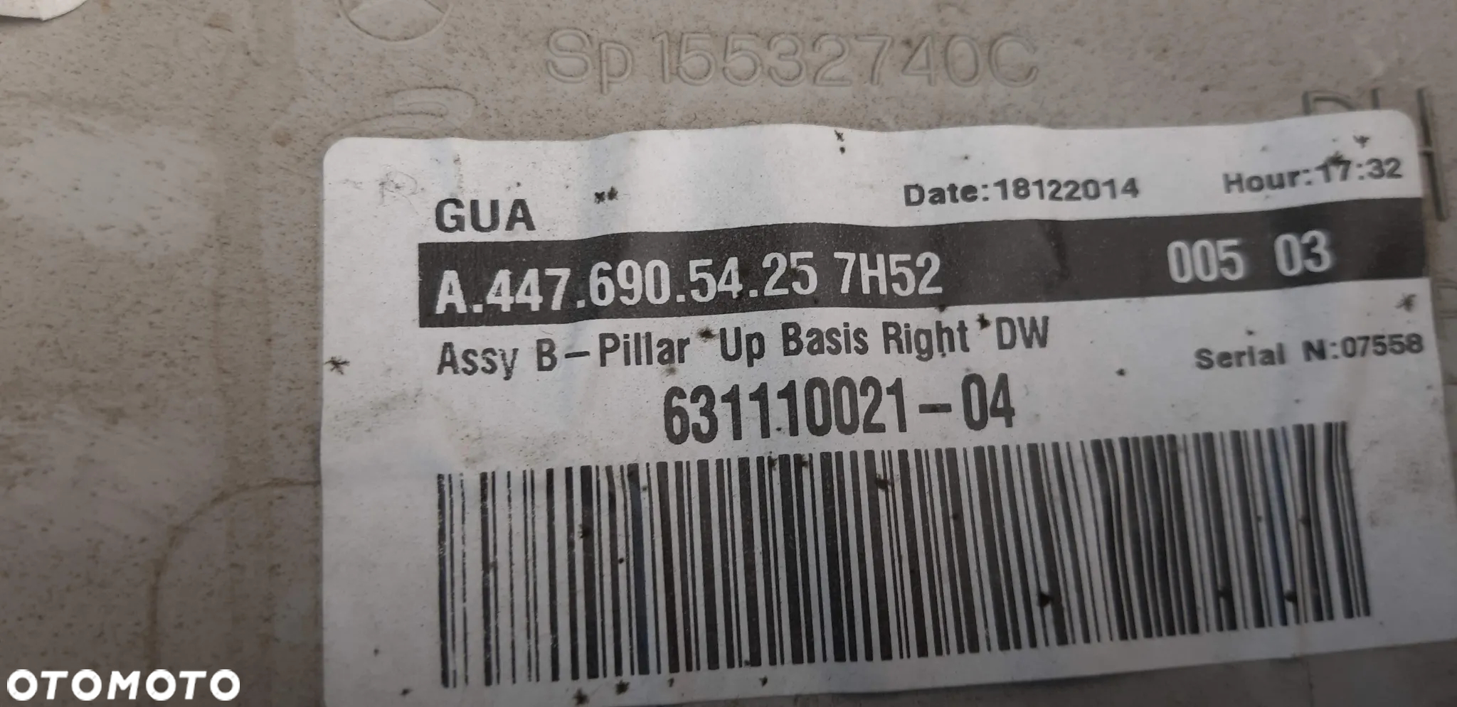 Osłona słupka prawa A4476905425 Mercedes Vito W447 Long 2016r. 1.6d - 6