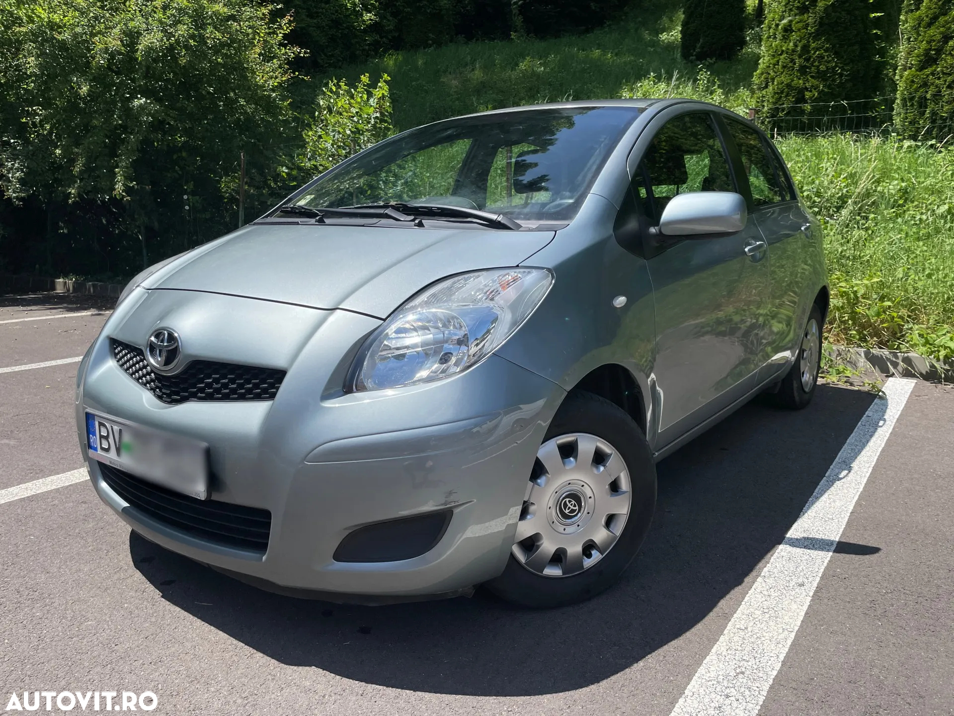 Toyota Yaris - 2
