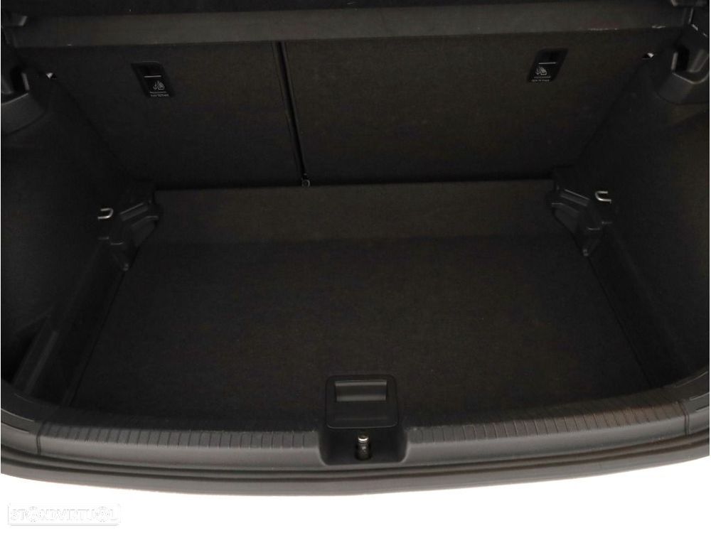 VW Polo 1.0 TSI Urban - 18