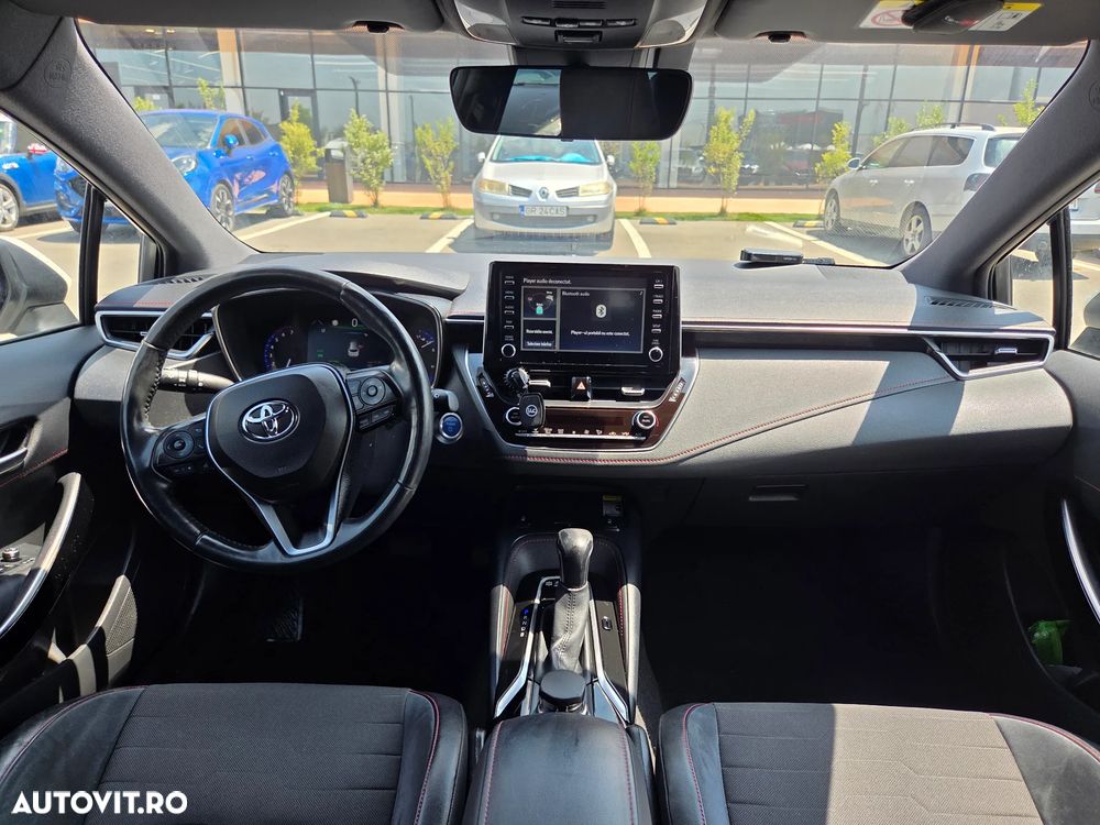 Toyota Corolla 1.8 Hybrid Comfort - 10