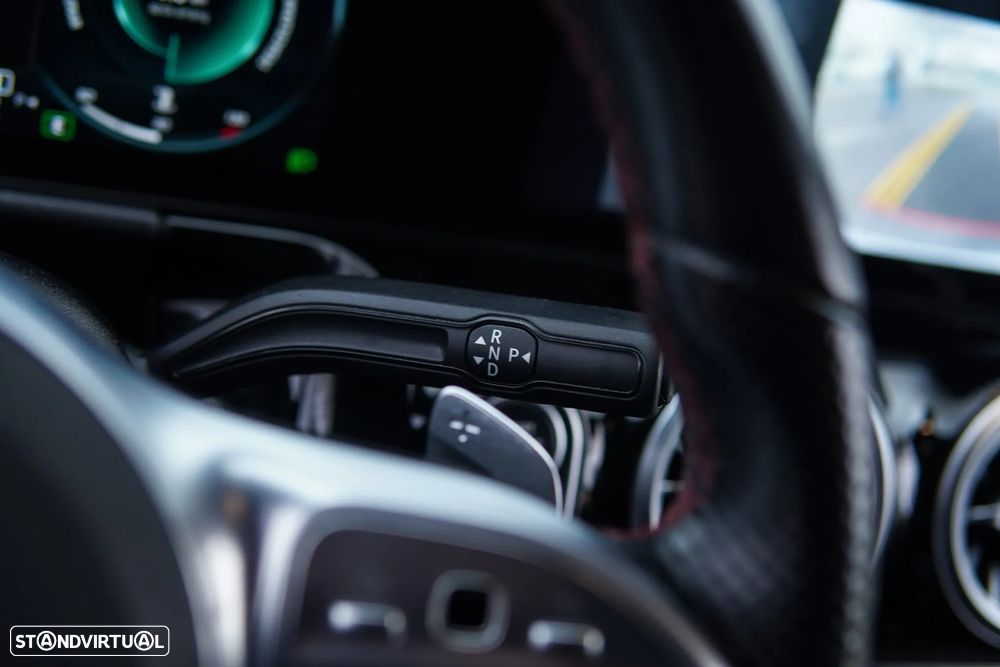 Mercedes-Benz GLA 200 d 8G-DCT AMG Line - 52