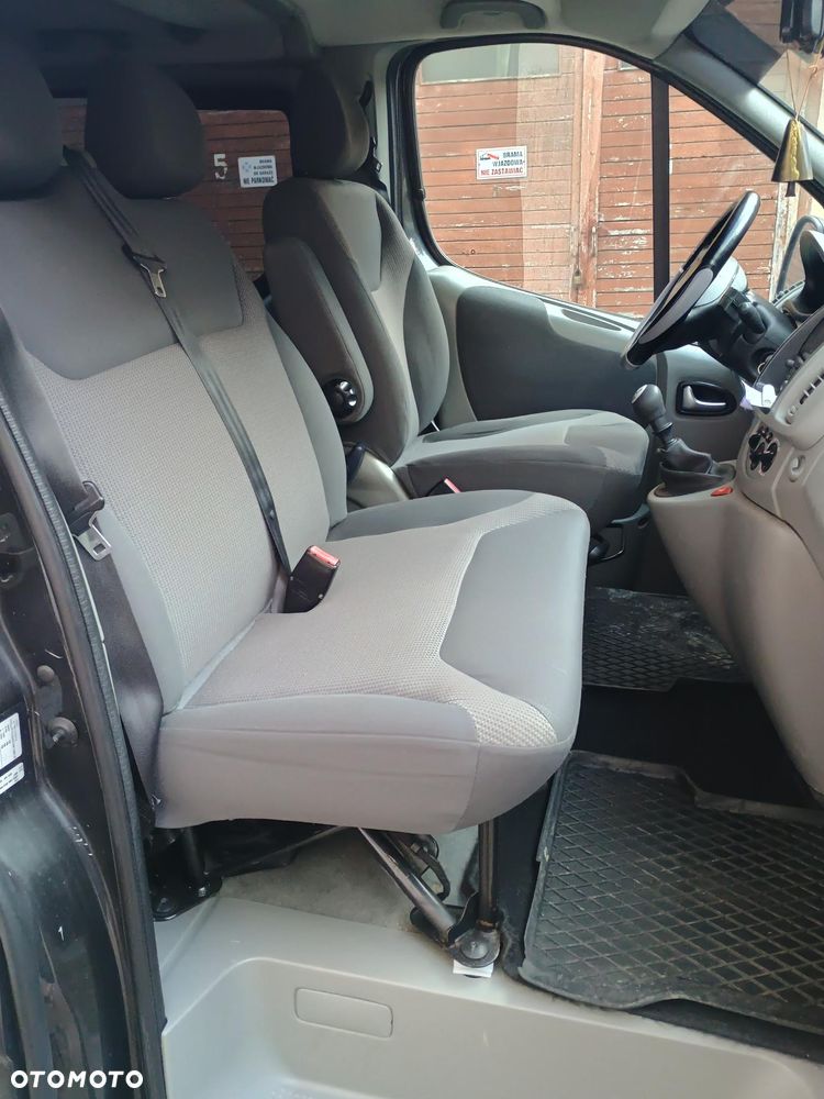 Opel Vivaro L1H1 DPF Tour Cosmo - 11