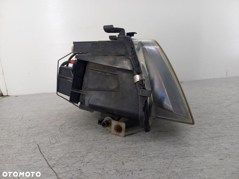 LAMPA PRZÓD LEWA XENON AUDI A6 C5 HELLA - 4