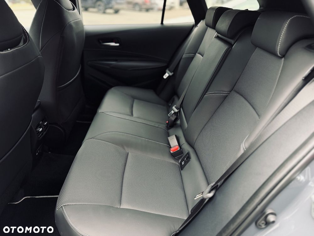Toyota Corolla 1.8 Hybrid Executive - 15