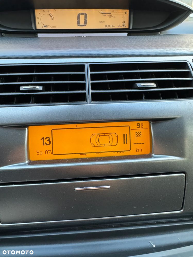 Citroën C4 1.4 16V Equilibre - 20