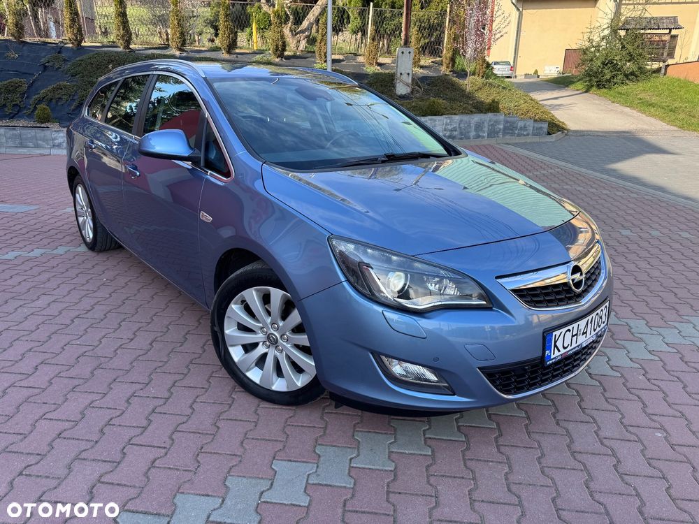 Opel Astra 1.4 Turbo Cosmo - 4