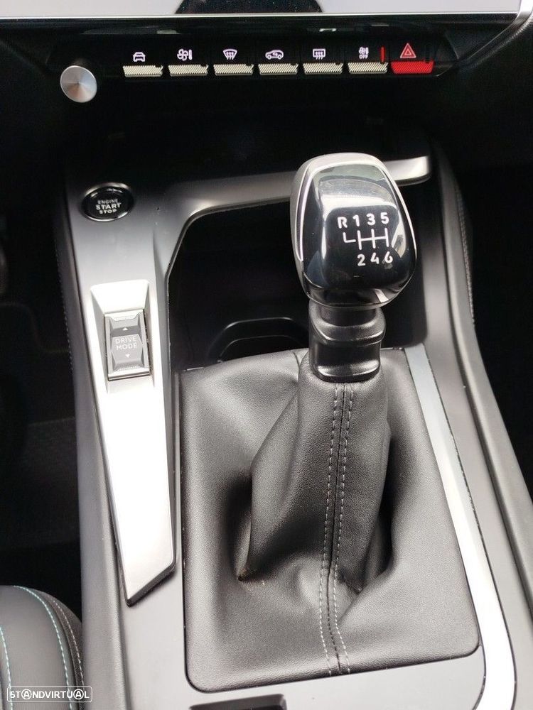 Peugeot 308 SW PureTech 130 Allure - 32