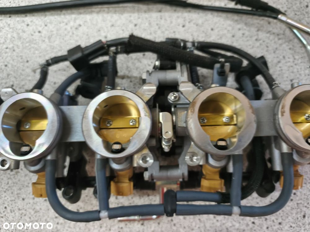 Listwa wtryskowa, wtryski, przepustnice, linka gazu Kawasaki Z900 Z 900 2022 - 3