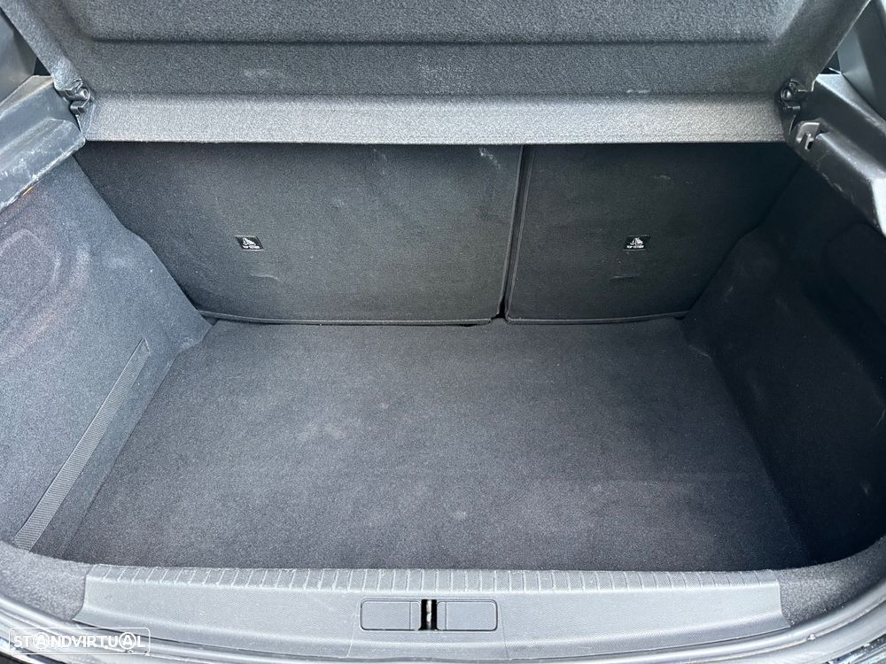 Peugeot 208 1.2 PureTech Active - 23