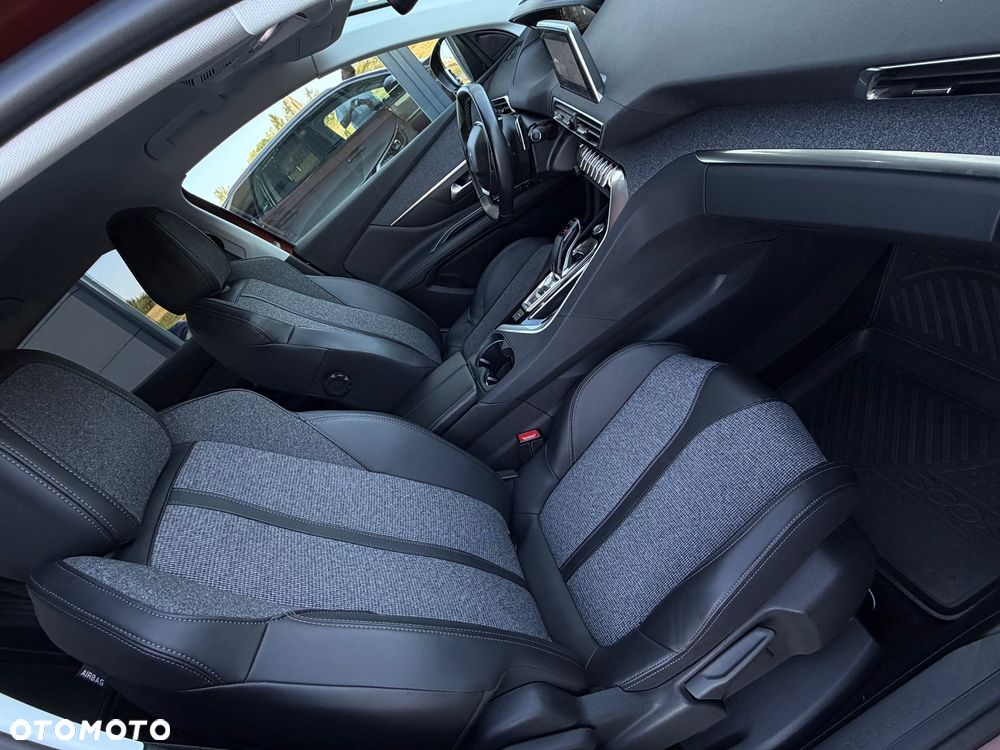 Peugeot 3008 BlueHDi 180 Stop & Start EAT6 GT - 26