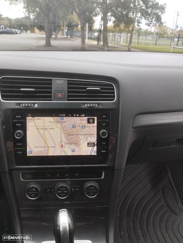 VW Golf Variant 1.6 TDi Confortline DSG - 3