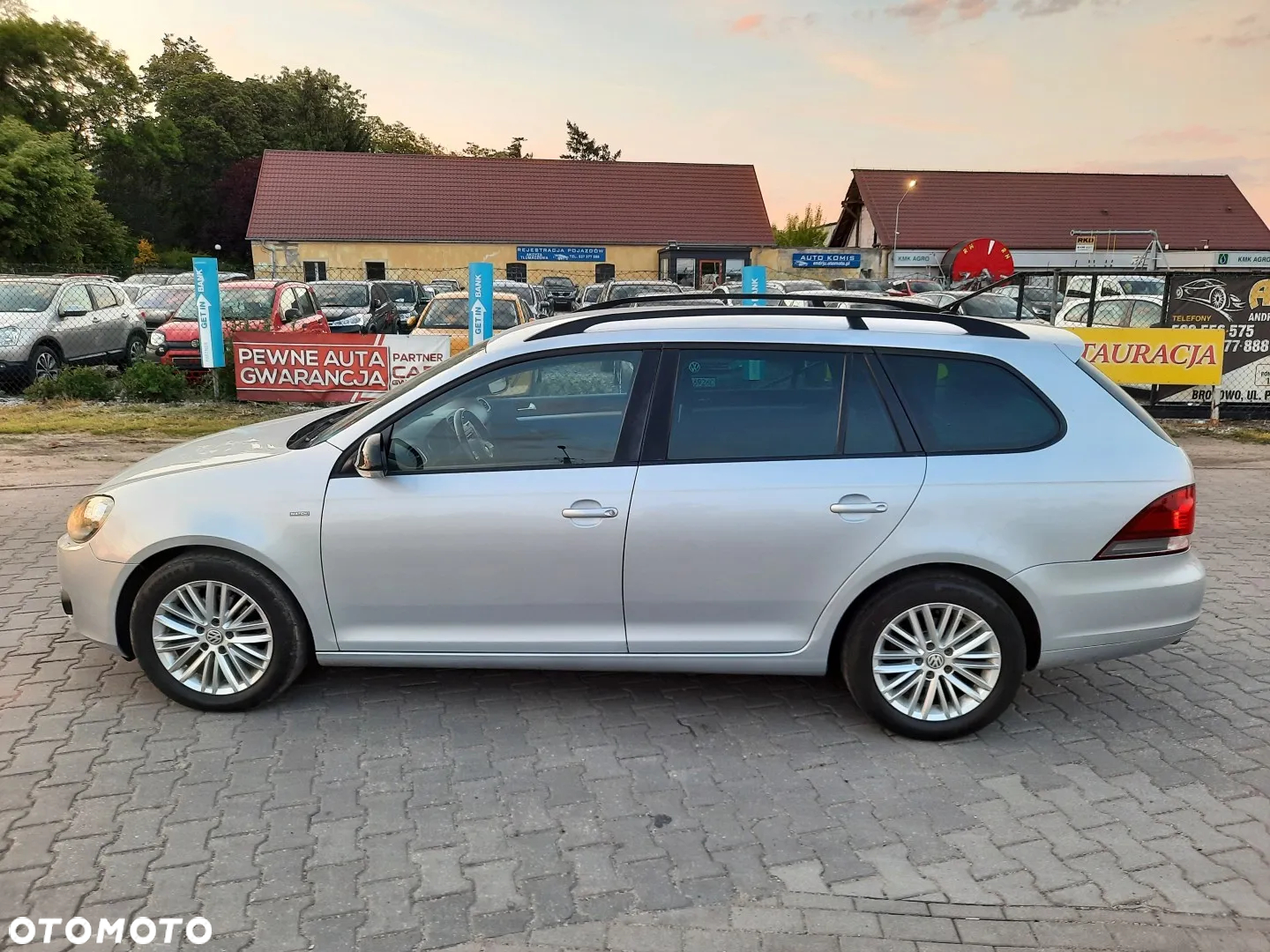 Volkswagen Golf Variant 1.6 TDI DPF MATCH - 9