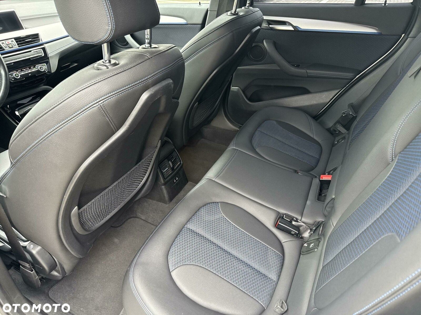 BMW X1 - 26