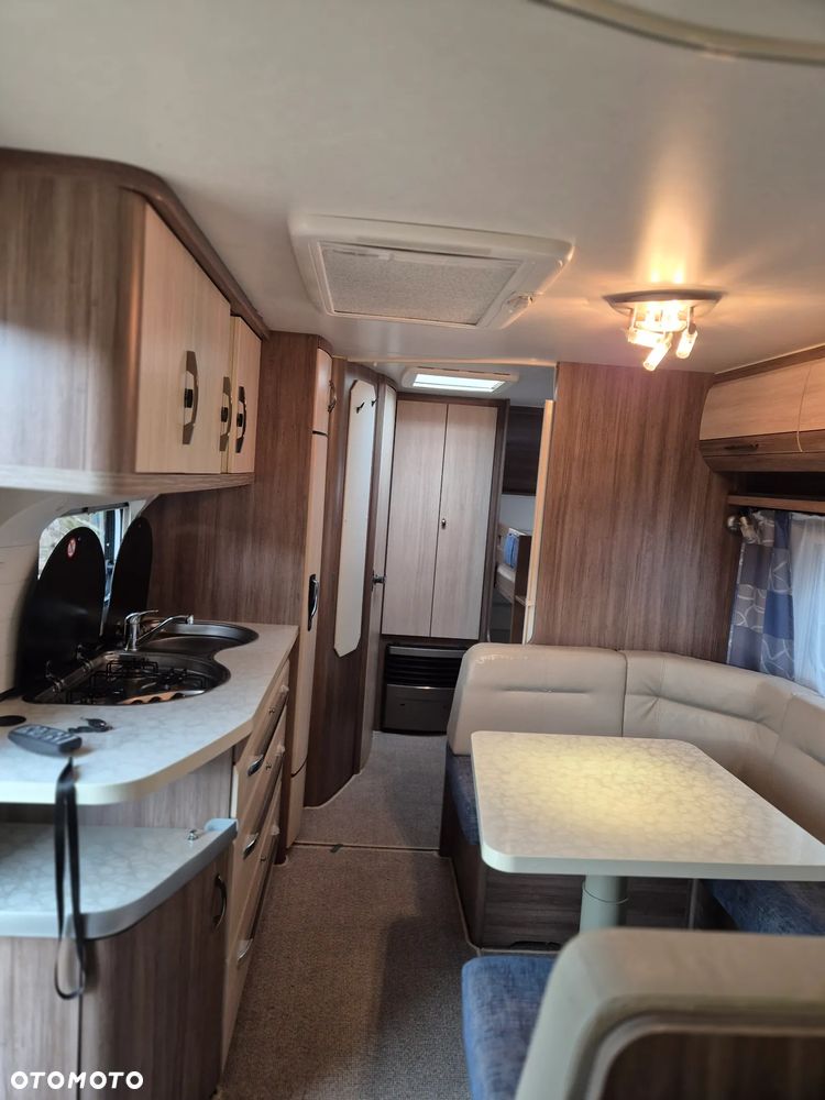 Hobby De Luxe Easy 545 KMF - 14