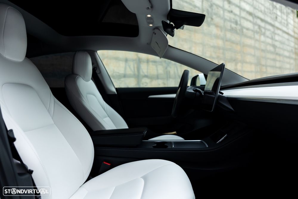 Tesla Model 3 Long Range AWD Dual Motor Performance - 23