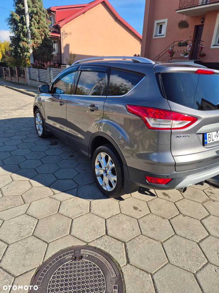 Ford Kuga - 8