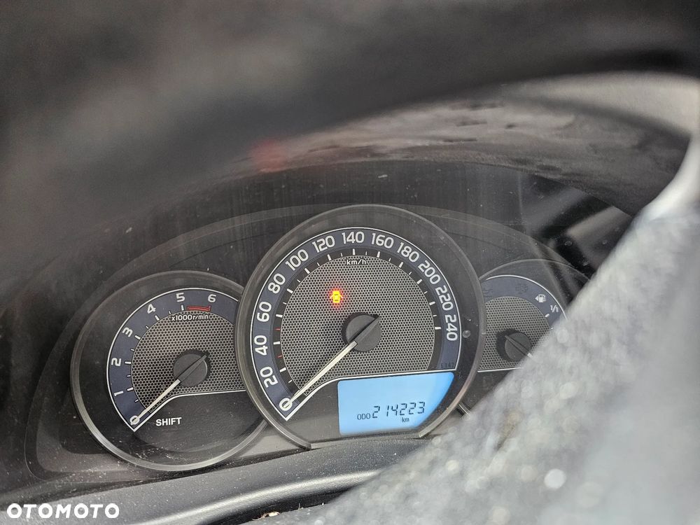 Toyota Auris 1.4 D-4D Active - 13