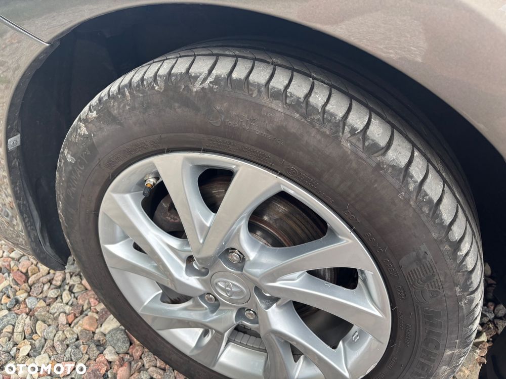 Toyota Auris 1.8 VVT-i Automatik Executive - 12
