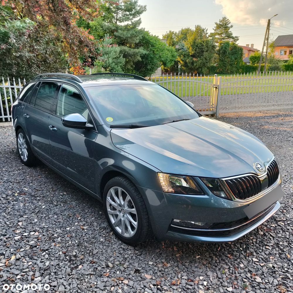 Skoda Octavia 2.0 TDI Ambition - 1