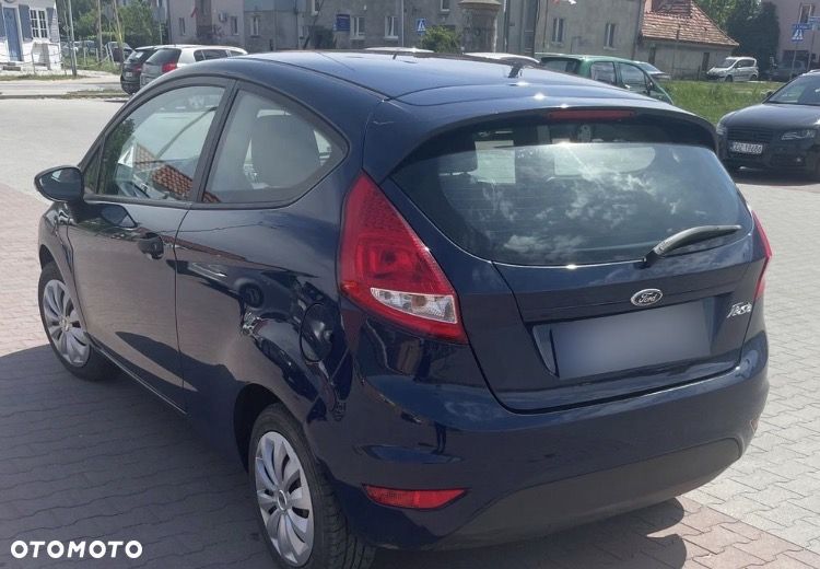 Ford Fiesta 1.25 Trend Edition - 6