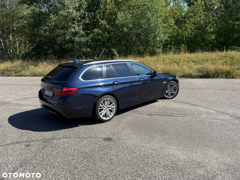 BMW Seria 5 525d Luxury Line - 8