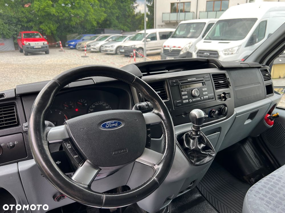 Ford Transit Furgon Brygadowy Doka 6 os. 4x4 AWD L3H2 2.2 TDCI 125KM Webasto HAK - 14