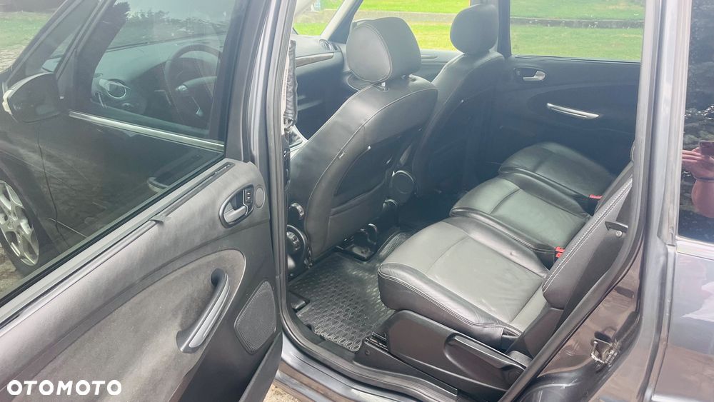 Ford Galaxy 2.0 TDCi Ghia - 13