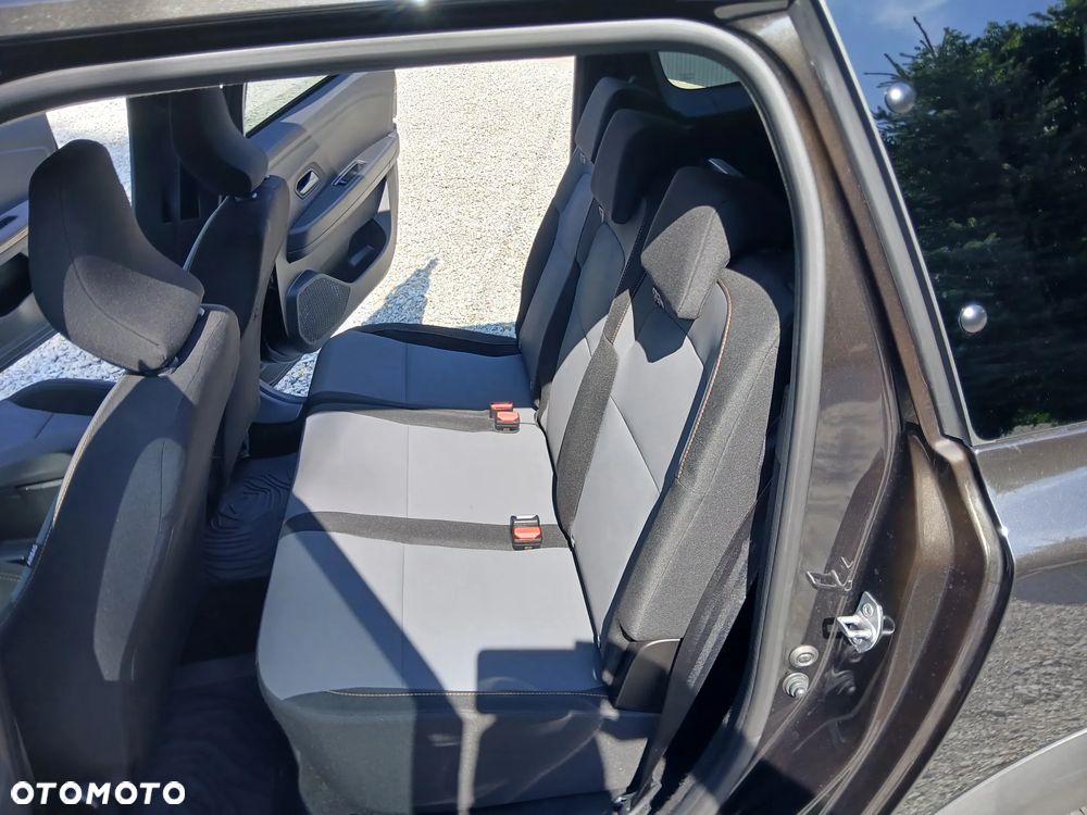 Dacia Jogger 1.0 TCe Extreme 7os - 26