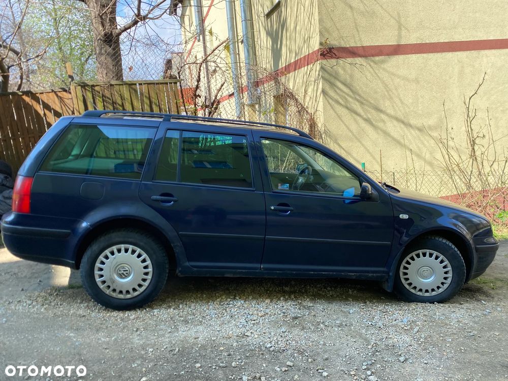 Volkswagen Golf 1.9 TDI Comfortline - 4