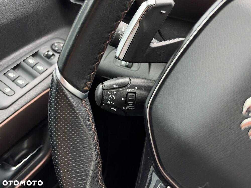 Peugeot Rifter 1.2 PureTech GT S&S - 29
