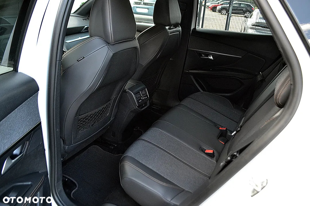 Peugeot 3008 - 19