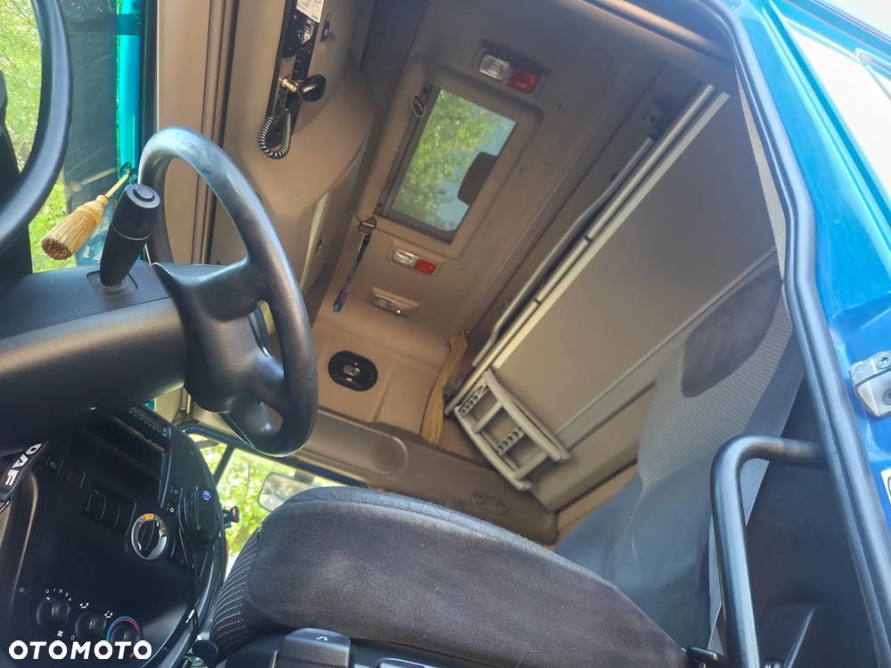 DAF 105 - 8