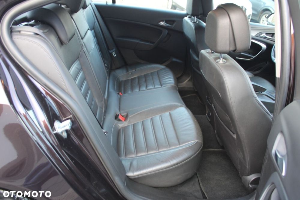 Opel Insignia - 28