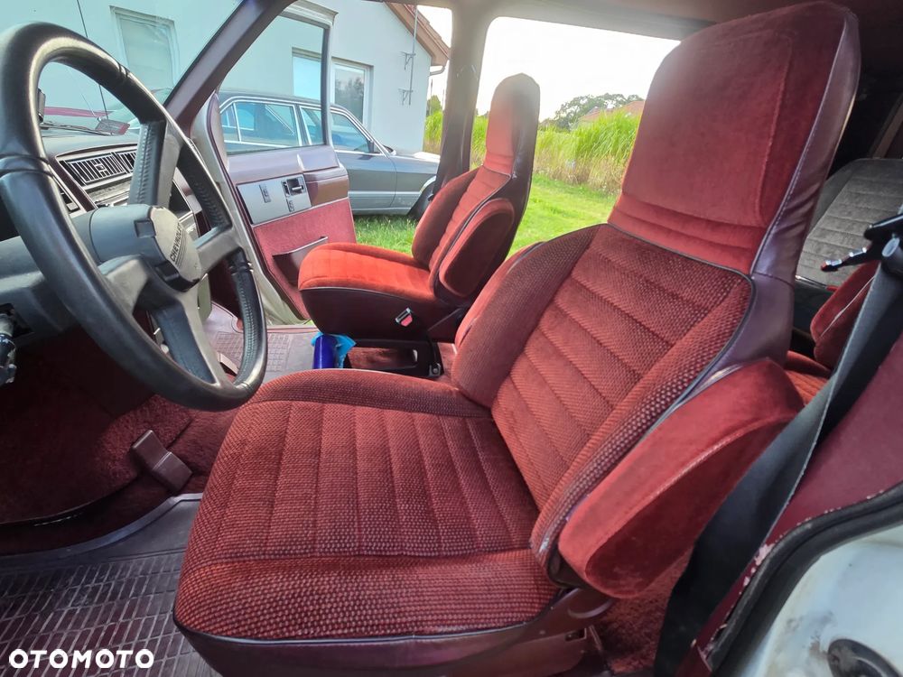 Chevrolet Astro - 8