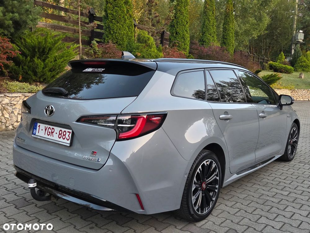 Toyota Corolla 1.8 Hybrid GR Sport - 11