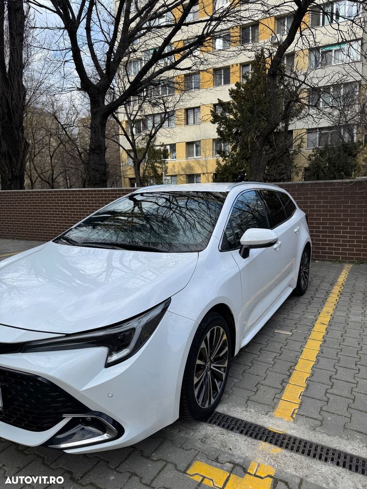 Toyota Corolla 1.8 HSD Dynamic - 3