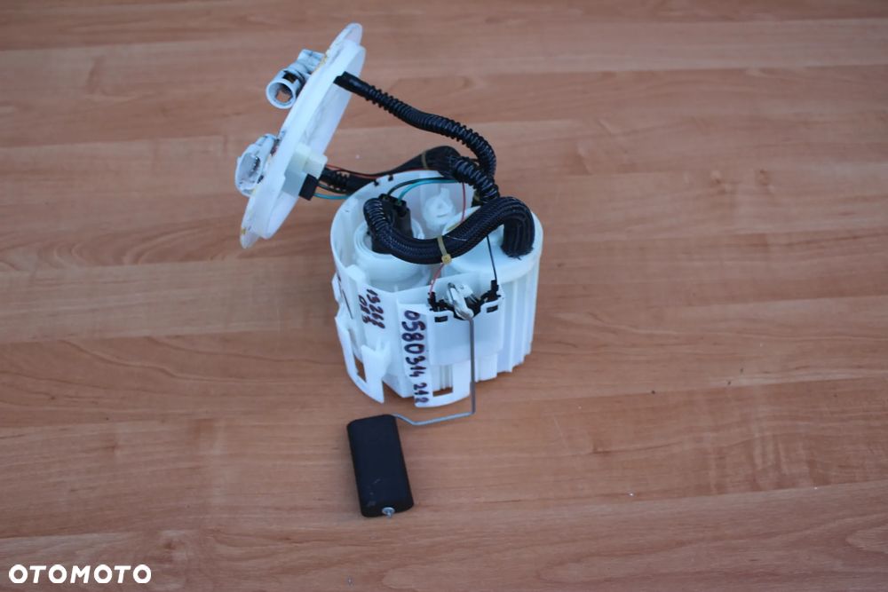 POMPKA POMPA PALIWA OPEL ASTRA H 1.6 TURBO 13262083 - 1