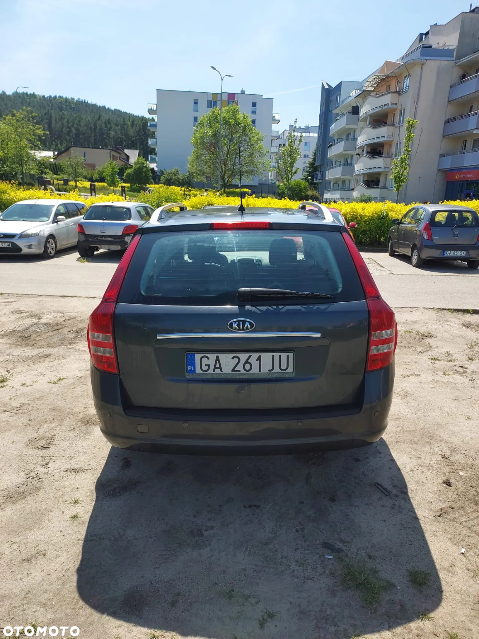 Kia Ceed - 4