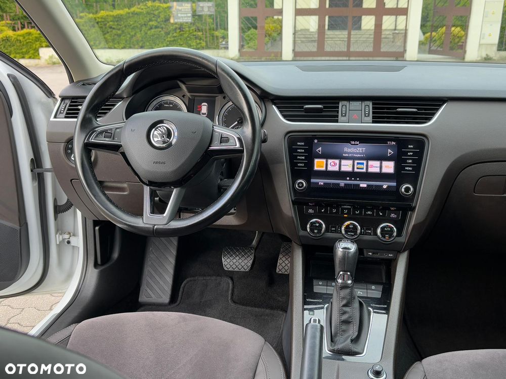 Skoda Octavia 2.0 TDI 4x4 L&K DSG - 22