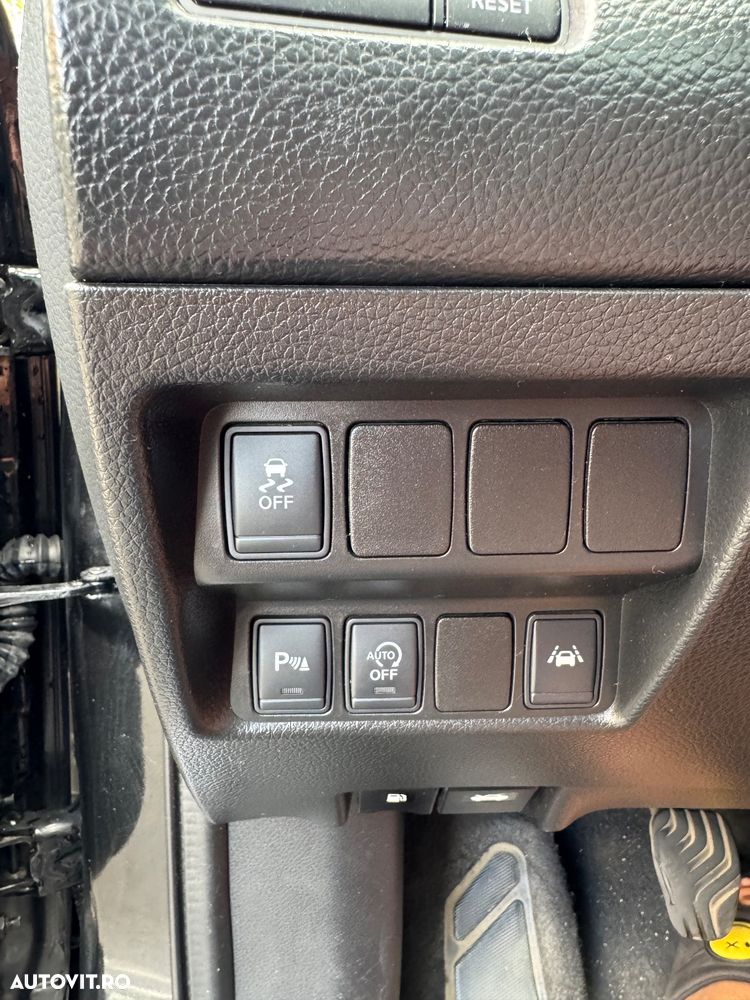 Nissan Qashqai 1.5 DCI Start/Stop Tekna - 12