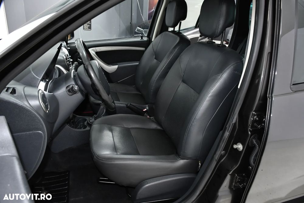 Dacia Duster dCi 110 FAP 4x2 Prestige - 8